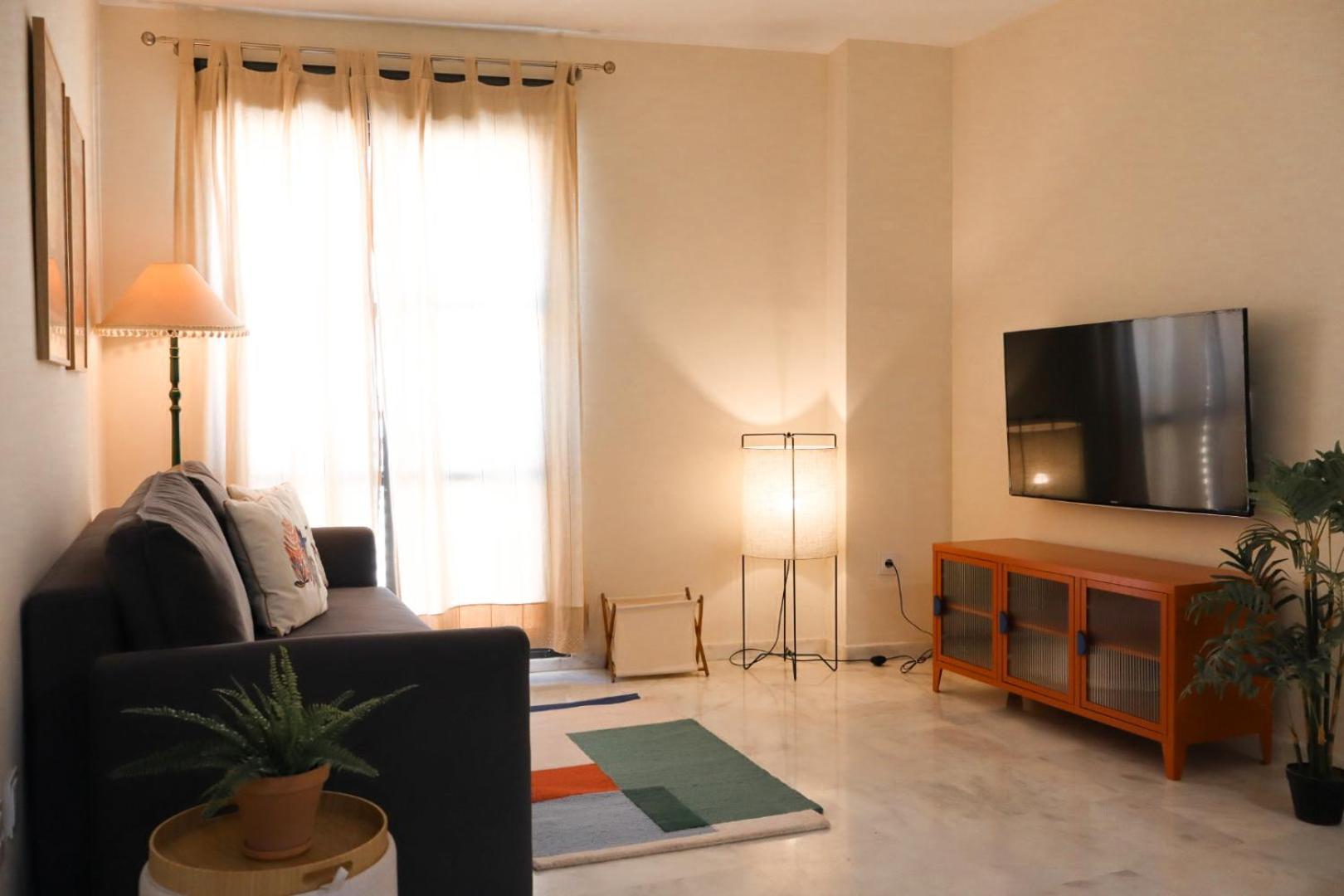 Apartment Monkeys San Bernardo Seville